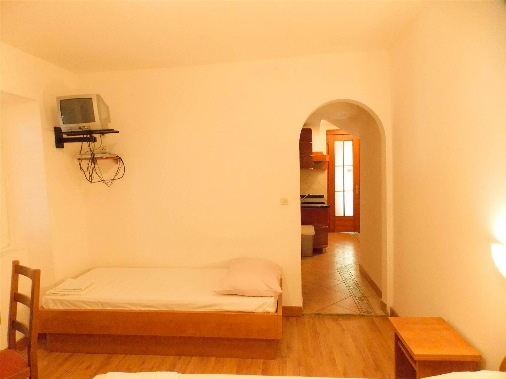 Apartments Frane (Adults Only) Novalja Bagian luar foto